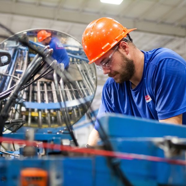 worker-4395772_1280